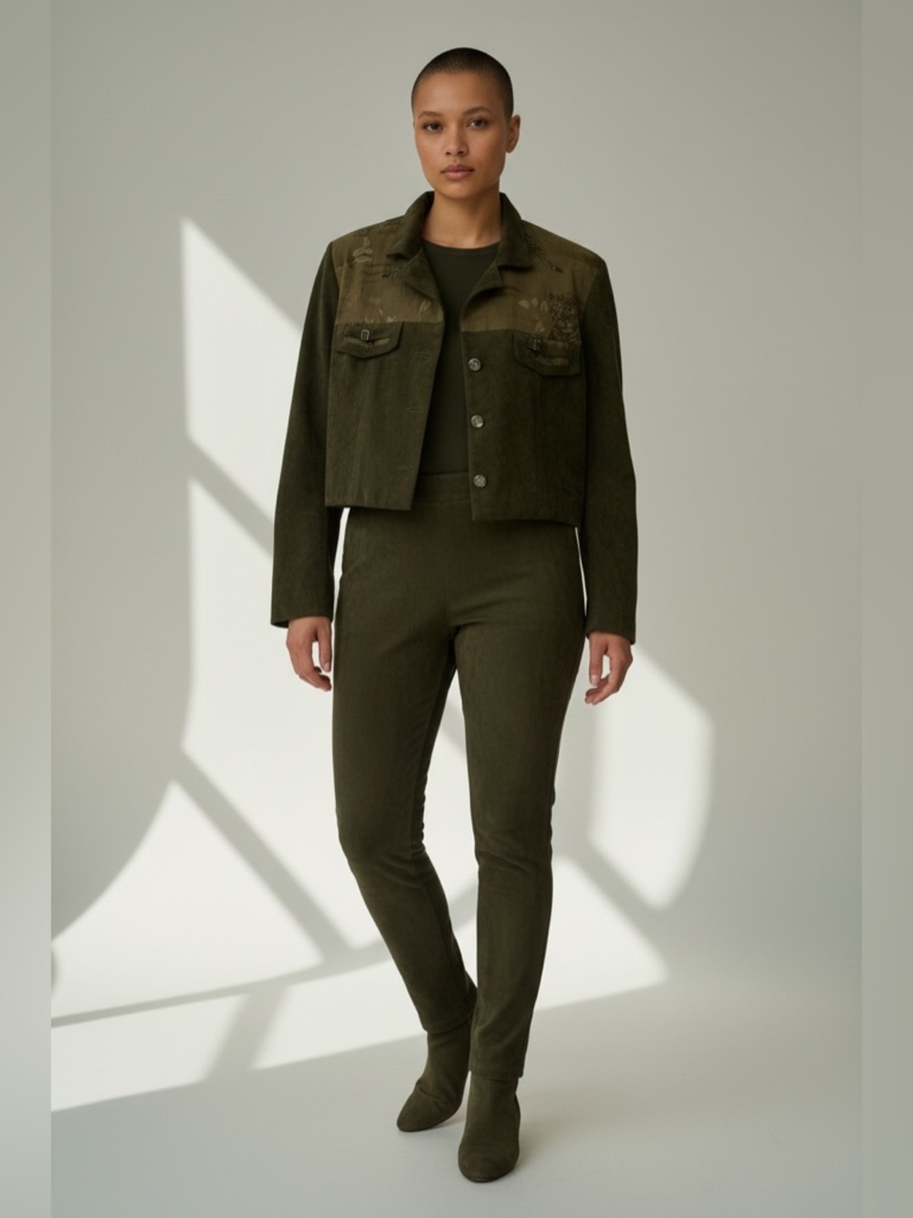 Vintage Joseph Ribkoff Olive Green Leopard Print Cropped Jacket Size 10